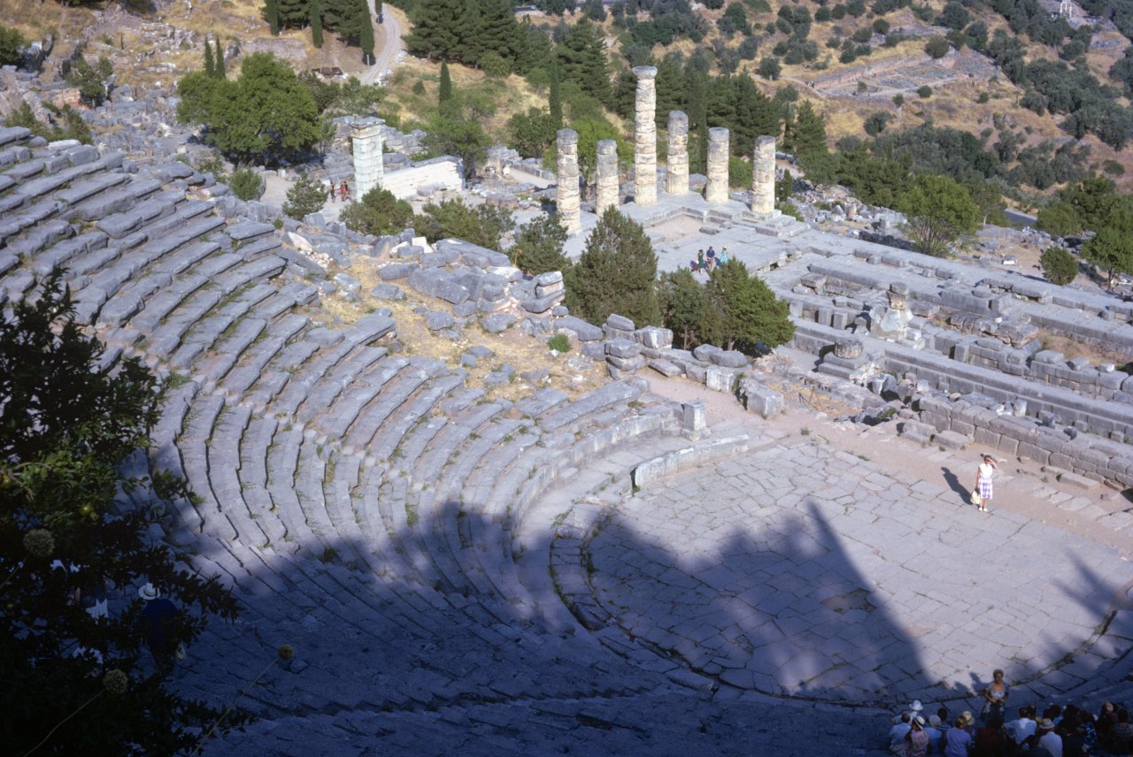 9-Delphi Theater